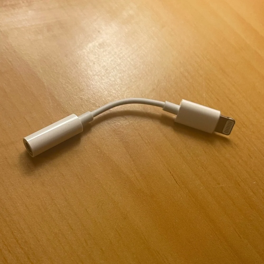 Apple USB-C Lightning 3.5mm Headphone Jack Adapter
